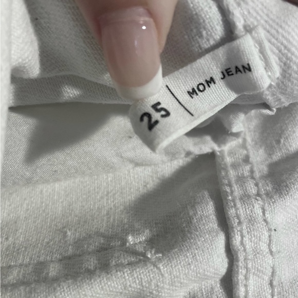 PacSun Prime White Mom Jeans - Picture 10 of 13